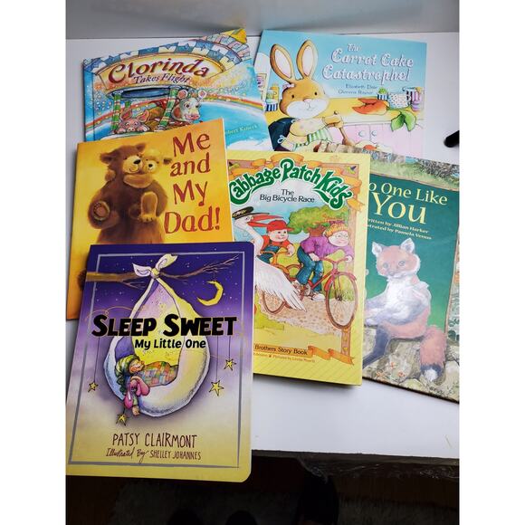 Mixed Lot of 6 Children's Soft & Hardcovered Story Books - Picture 1 of 5